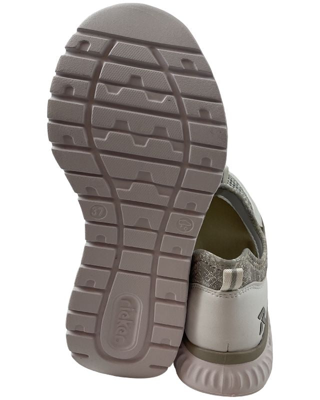 Rieker Damen Sneaker Low Slipper M6077-80 Weiß/Silber, mit luftiger Gitter